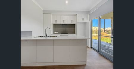 Brand new & ready for you - Photo 5