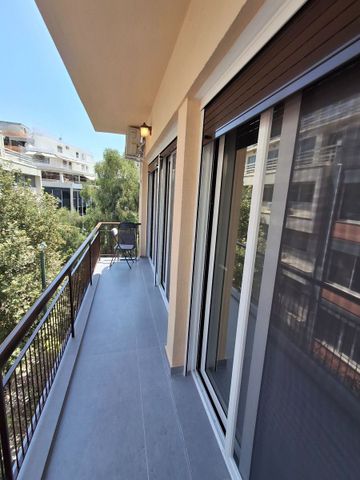 Διαμέρισμα για ενοικίαση - Εξάρχεια - Νεάπολη, - Φωτογραφία 4