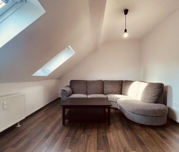 Pronájem bytu 2+1 54 m2 - Fotografie 3