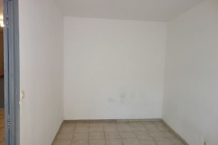 Location Appartement 2 pièces 42m² NIMES 30000 - Photo 3