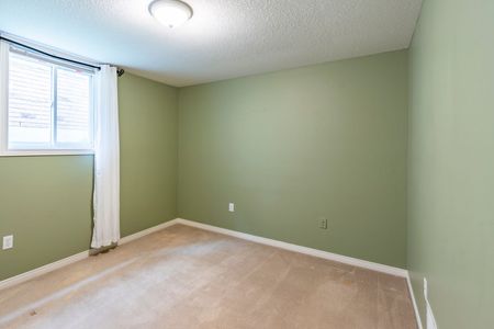 For Lease - 79 Munroe Crescent Unit# LOWER, Guelph, Ontario - Photo 5