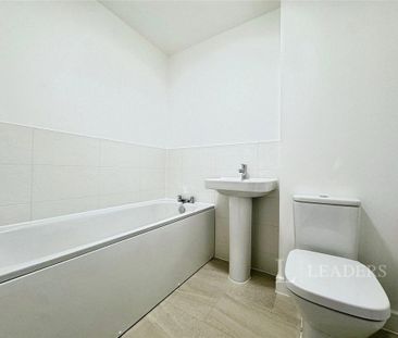 3 bedroom terraced house to rent - Photo 6
