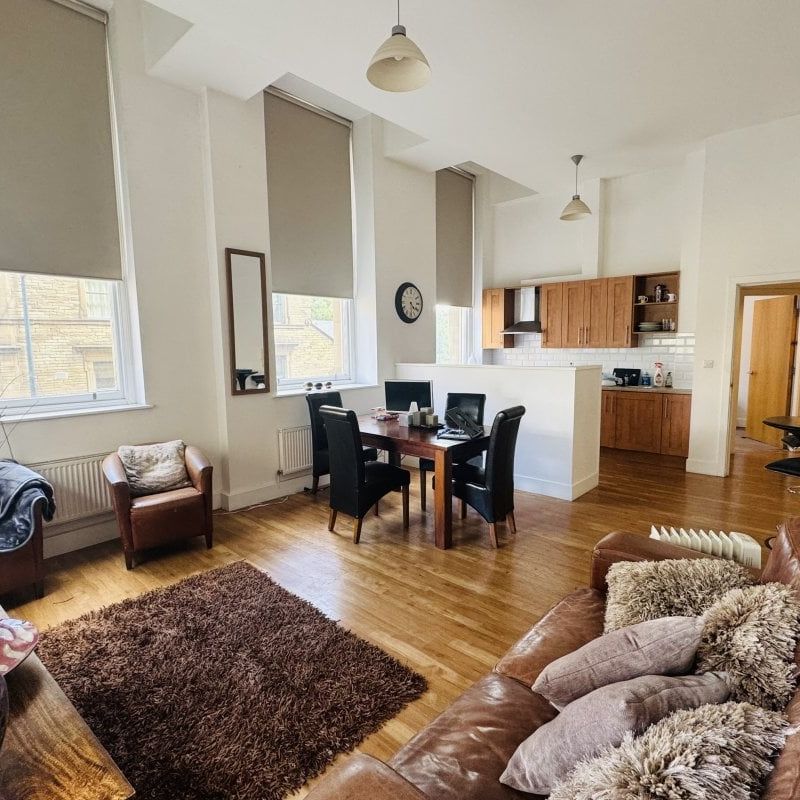 East Parade - Photo 1