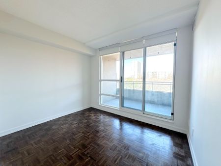 For Lease - 17 Brookbanks Drive Unit# 703, Toronto, Ontario - Photo 3