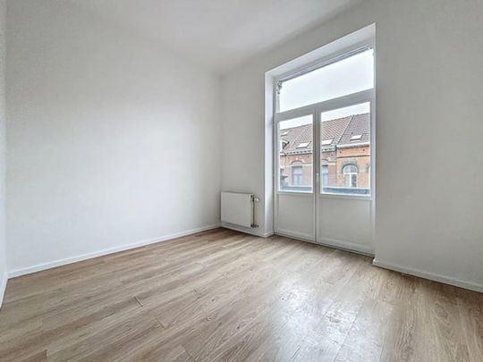 Appartement te huur - Photo 1
