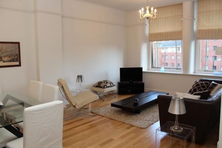 2 bedroom flat to rent - Photo 2