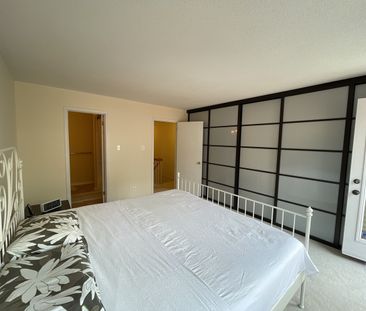 525 Lisgar unit 11, 2 bedrooms 2 bathroom Terrace Home - Photo 5