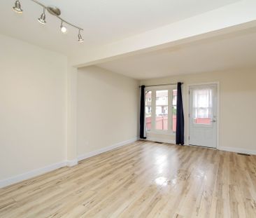 For Lease - 1800 Stonehenge Crescent, Cyrville - Carson Grove - Pin... - Photo 5