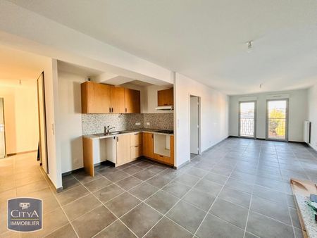 Location Appartement 3 pièces 75m² LAVAL 53000 - Photo 2