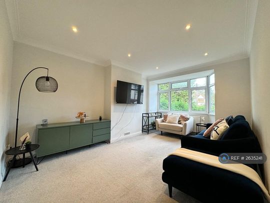 2 bedroom maisonette to rent - Photo 1