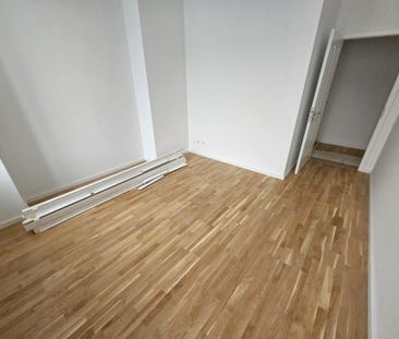 ERSTBEZUG in Denkmalimmobilie - 3 Zimmer inkl. Terrasse + Parkett +... - Foto 3