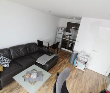 S1- City Centre Flat - Solly Street - Photo 3