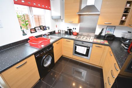 19 Panama Circle, City Point, Derby, DE24 1AE - Photo 5