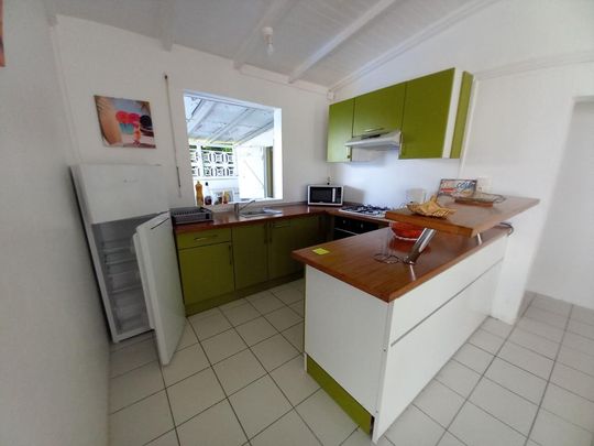 Location Maison 3 pièces 61m² LE GOSIER 97190 - Photo 1