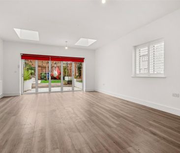 4 bedroom house to rent - Photo 1