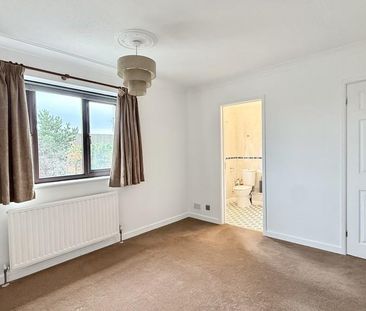 5 bedroom detached house to rent - Photo 5