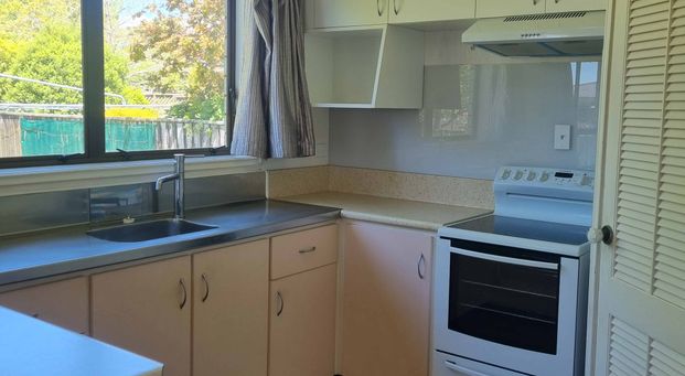 3-Bedroom Home in a Peaceful Cul-de-Sac - Photo 1