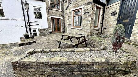 North Road, Kirkburton, Huddersfield, HD8 - Photo 3