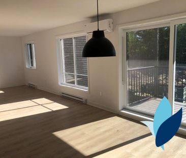 Logement 4 1/2 + bureau - Avril 2026 - Photo 1