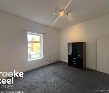 2 bedroom property to rent in Ashton Under Lyne - Photo 1