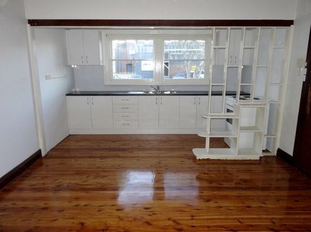 17 Gladstone Avenue - Photo 5