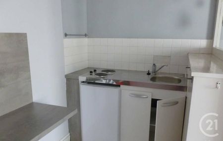 Location Appartement 1 pièce 33m² CLERMONT FERRAND 63000 - Photo 3