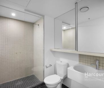 Fresh Interior in Sought after Tribeca! - Photo 6