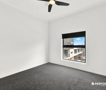 5 Laidlaw Avenue, Broadmeadows VIC 3047 - Townhouse For Rent | Domain - Photo 5