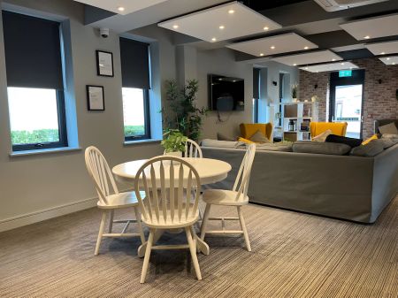 Studio Gold - Photo 4