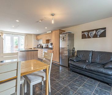 1 bedroom House To Let Total Size: 1777 SQ FT - Photo 3