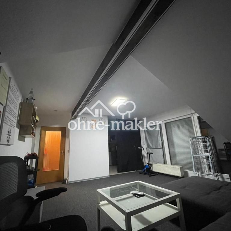 Schön geschnittene DG-Wohnung in Nörvenich - Photo 1