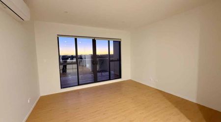 3 Bedroom, 3.5 Bath Townhouse with Stunning Sunset - Photo 3