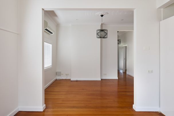 20 Hargrave Street, Carrington NSW 2294 - House For Rent | Domain - Photo 1