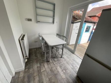 188 Skegoneill Avenue, Belfast, BT15 3JW - Photo 3