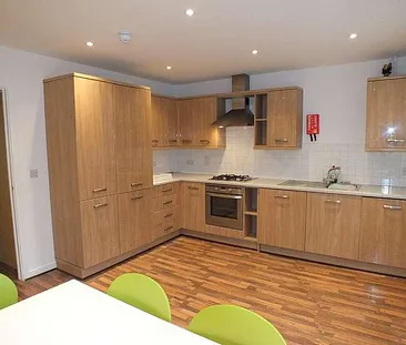 Perigee, Shinfield, RG2 - Photo 6