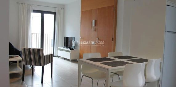 Ibiza center seasonal rental 2 bedroom apartment. - Photo 2