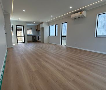 Modern Family Home in Fantastic School Zone - Photo 5