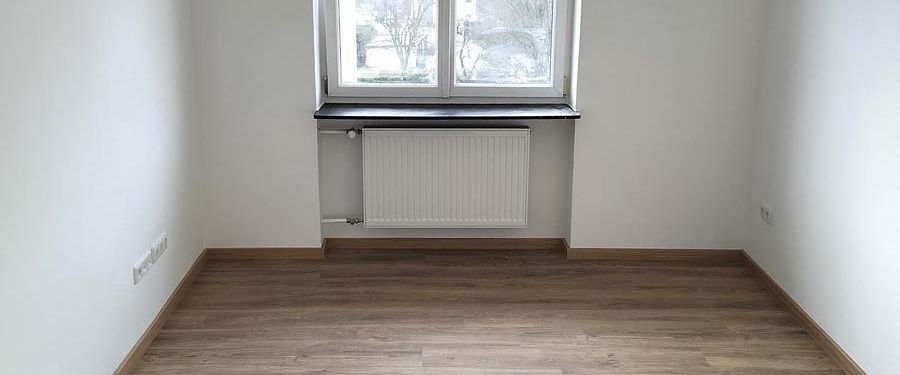 Neu renovierte 3-Zimmer-Wohnung mit Balkon -für höchstens 3 Personen- - Foto 1