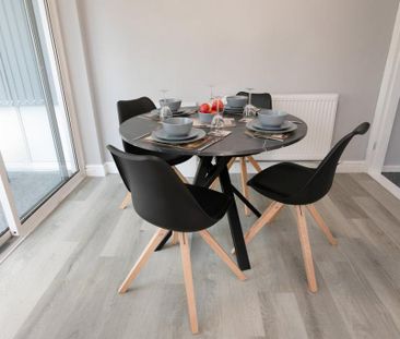 3 bedroom semi-detached house to rent - Photo 3