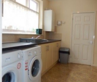 4 Bed Terrace house Walgrave Street - Photo 4