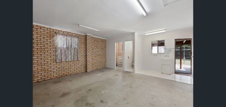 Spacious Family Home for Rent in Mount Pleasant, QLD 4740 - Photo 5