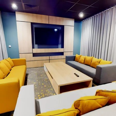 Gold En Suite (Accessible) - Photo 1