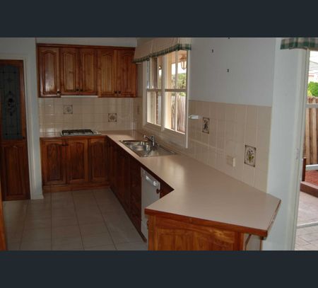68A Glastonbury Drive, Highton, Vic 3216 - Photo 3