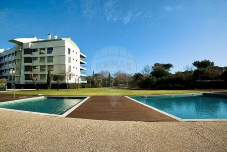 3 bedroom luxury Apartment for rent in Cascais e Estoril, Cascais, Lisbon - Photo 4