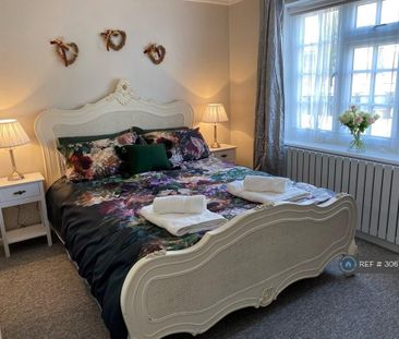2 bedroom flat to rent - Photo 6