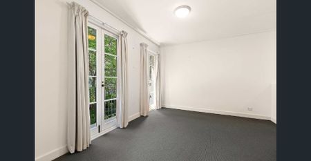 Position Perfect! - Photo 3