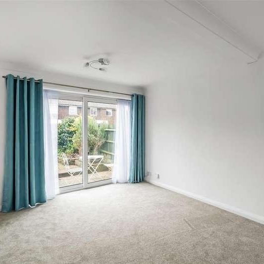 Barrow Green Road, Oxted, RH8 - Photo 1