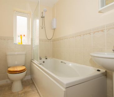 To Let 2 Bed House - Semi-Detached - Photo 4
