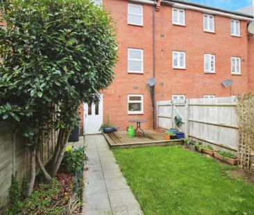 3 bedroom terraced house to rent - Photo 4