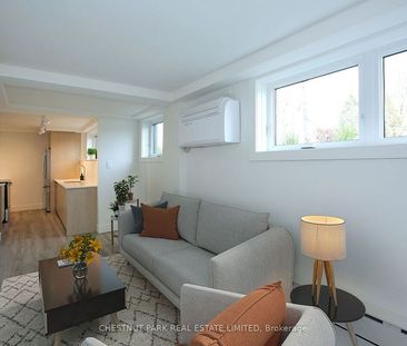 Beautiful Multiplex 1 Bed 1 Bath! - Photo 5